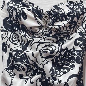 Xscape Black and White Floral Sheath Dress